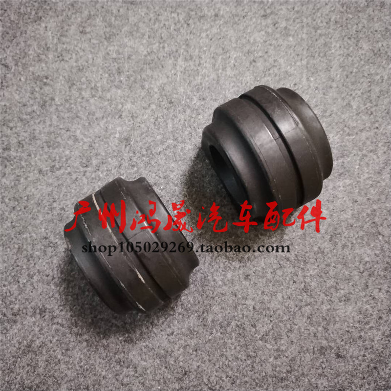 宝马7系F01F02F07GT530 535前730平衡杆740胶套750衬套760开口胶