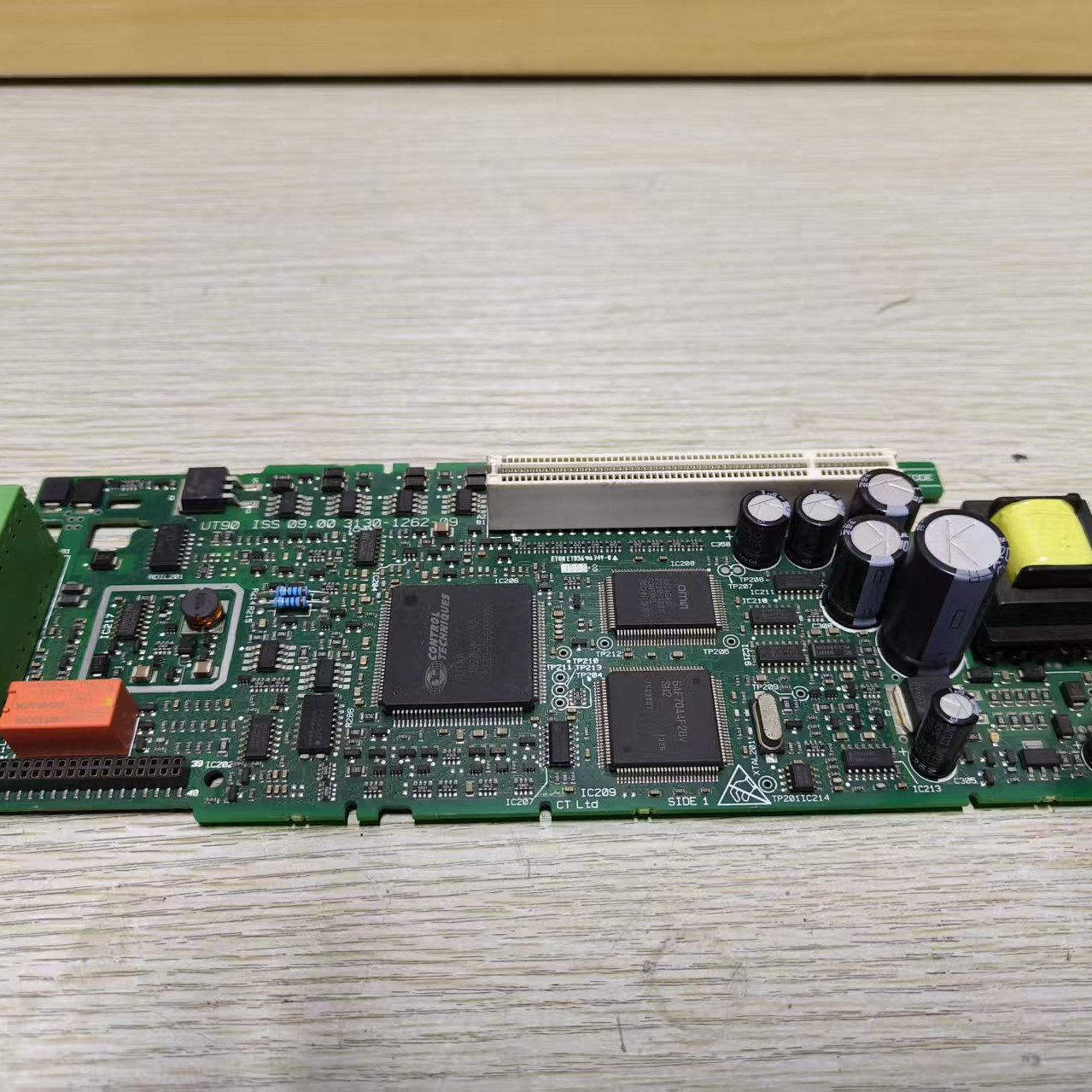 艾默生CT变频器SP/ES主板CPU控制板UT90 ISS 09.00 3130-1262-09