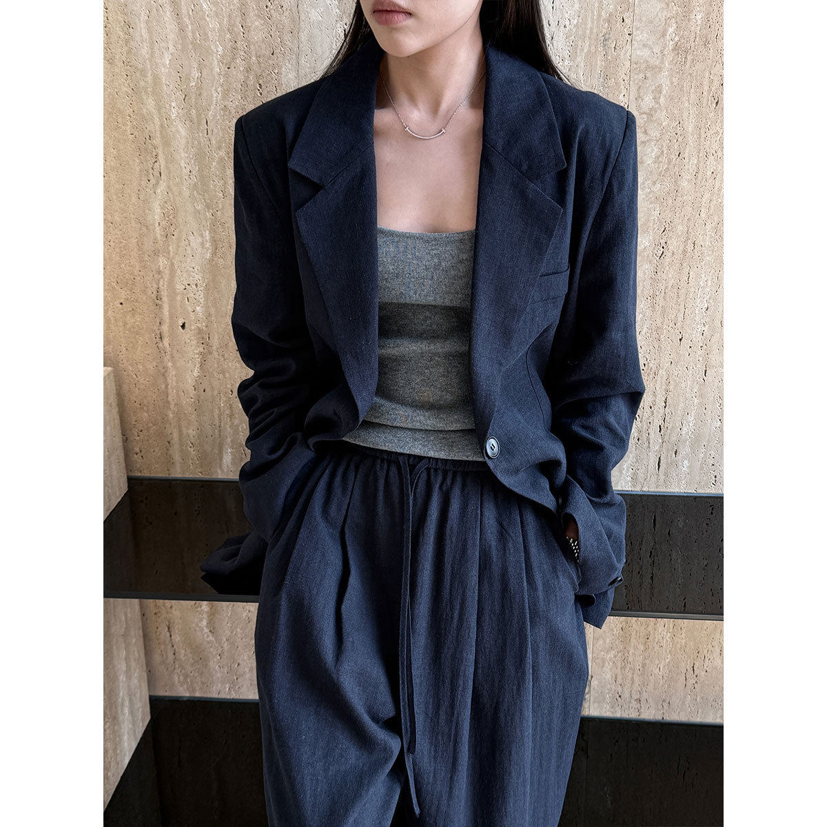 亚麻西装外套女2025秋季高级感宽松单排扣休闲小西服阔腿长裤套装