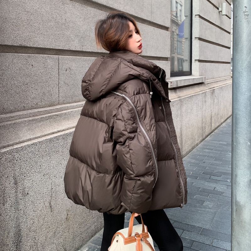 韩系咖色短款连帽羽绒服女冬季2025新款轻薄白鸭绒时髦爆款面包服,女装羽绒服,2C231