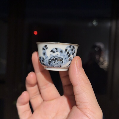 手绘墨色青花螃蟹杯包银口釉下彩踏水小杯子潮汕工夫茶一口杯30cc