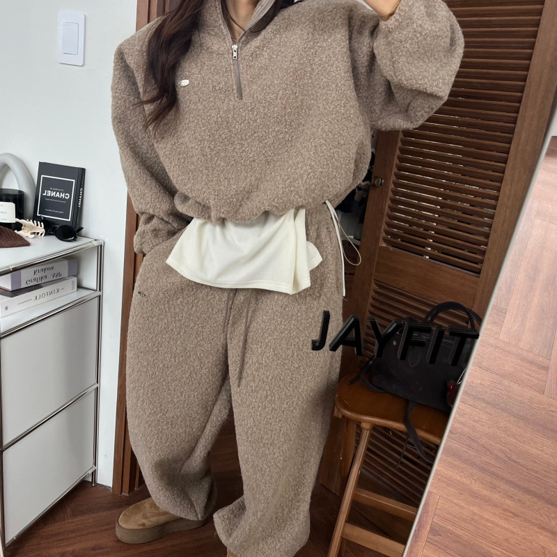 韩国东大门立领半拉链抽绳毛绒短卫衣女+松紧腰束脚休闲裤两件套