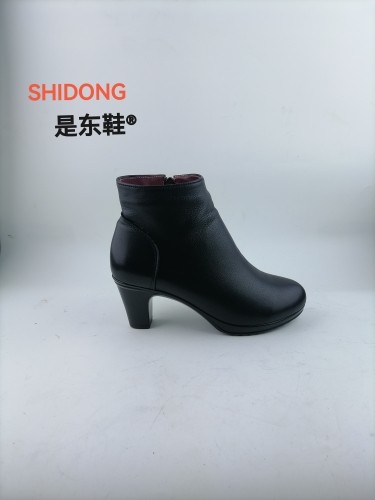 是东鞋冬季短靴优质牛皮防水防潮持续保暖高端定制舒适健康妈妈鞋