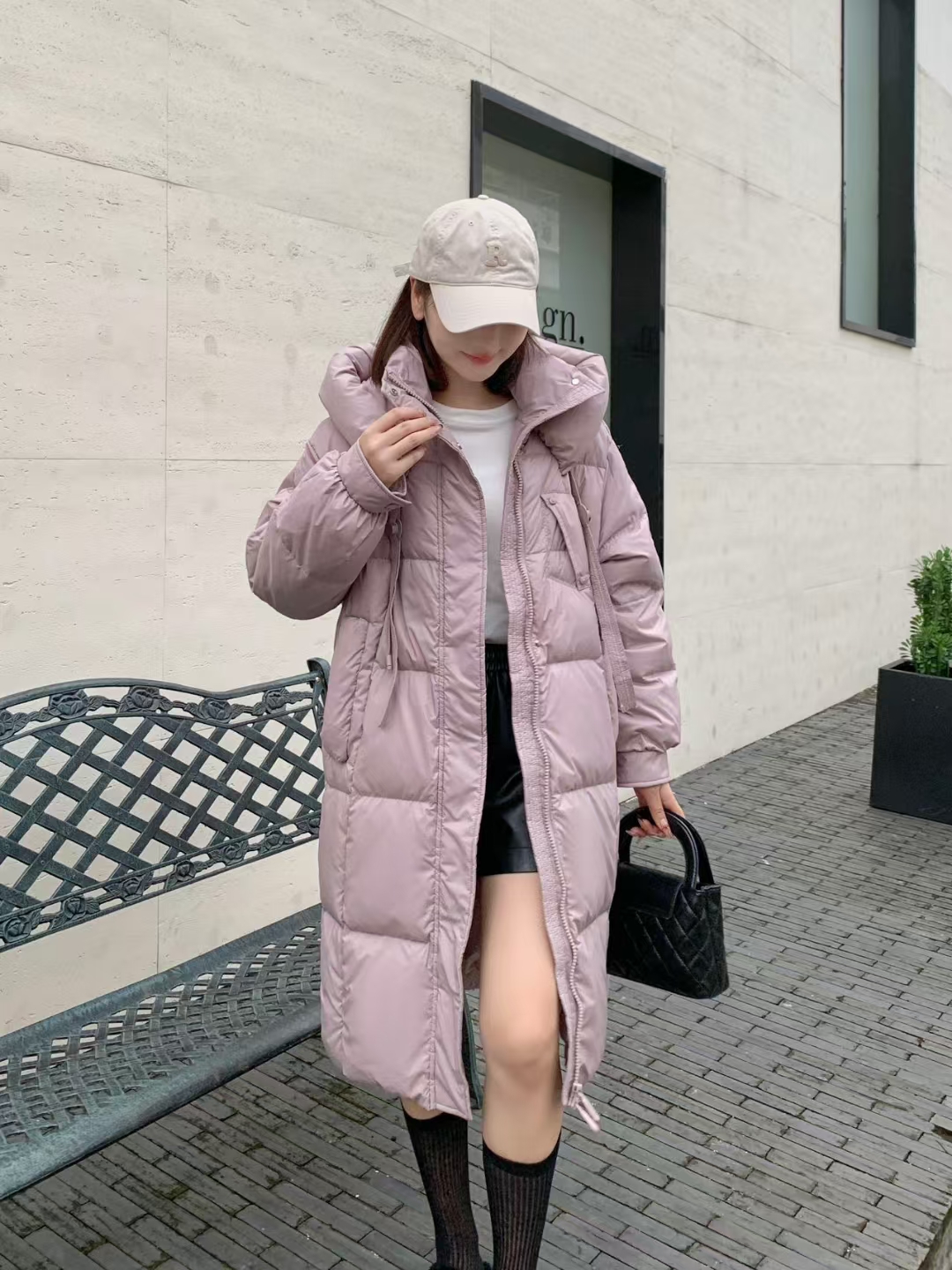 欧版休闲新国标90白鸭绒羽绒服中长款过膝加厚连帽宽松冬季外套女