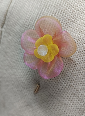 Organza aura欧根纱可爱超仙小众泡泡花粉紫花朵胸针