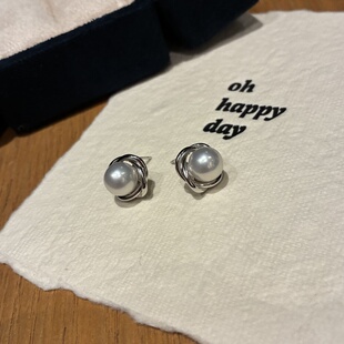 天然9 精致珠光油亮 10mm淡水极光爱迪生花环耳钉日常款