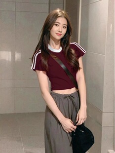 美式风球服220克奥戴尔棉三条杠短袖T恤女高腰露脐修身短上衣纯欲