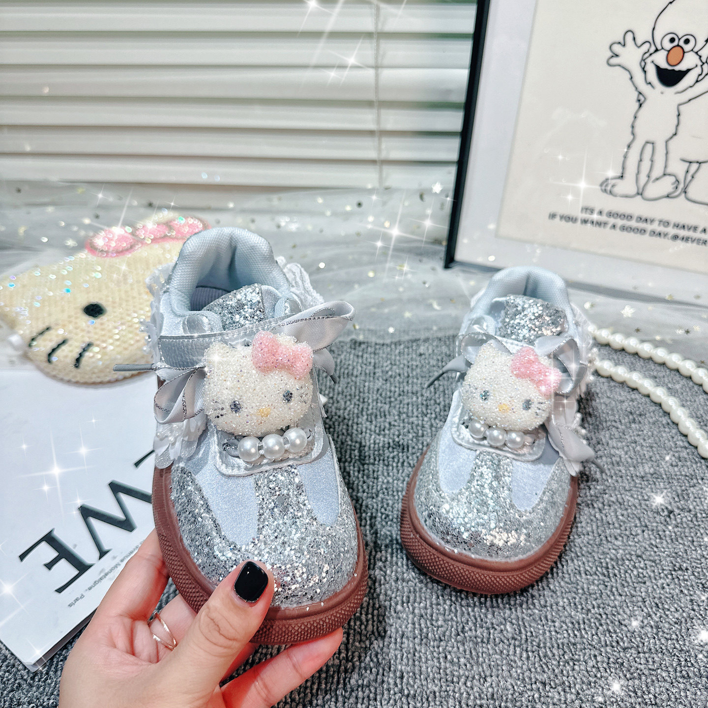 女童银色运动鞋春款儿童亮片德训鞋皮面防水女孩公主阿甘鞋小学生