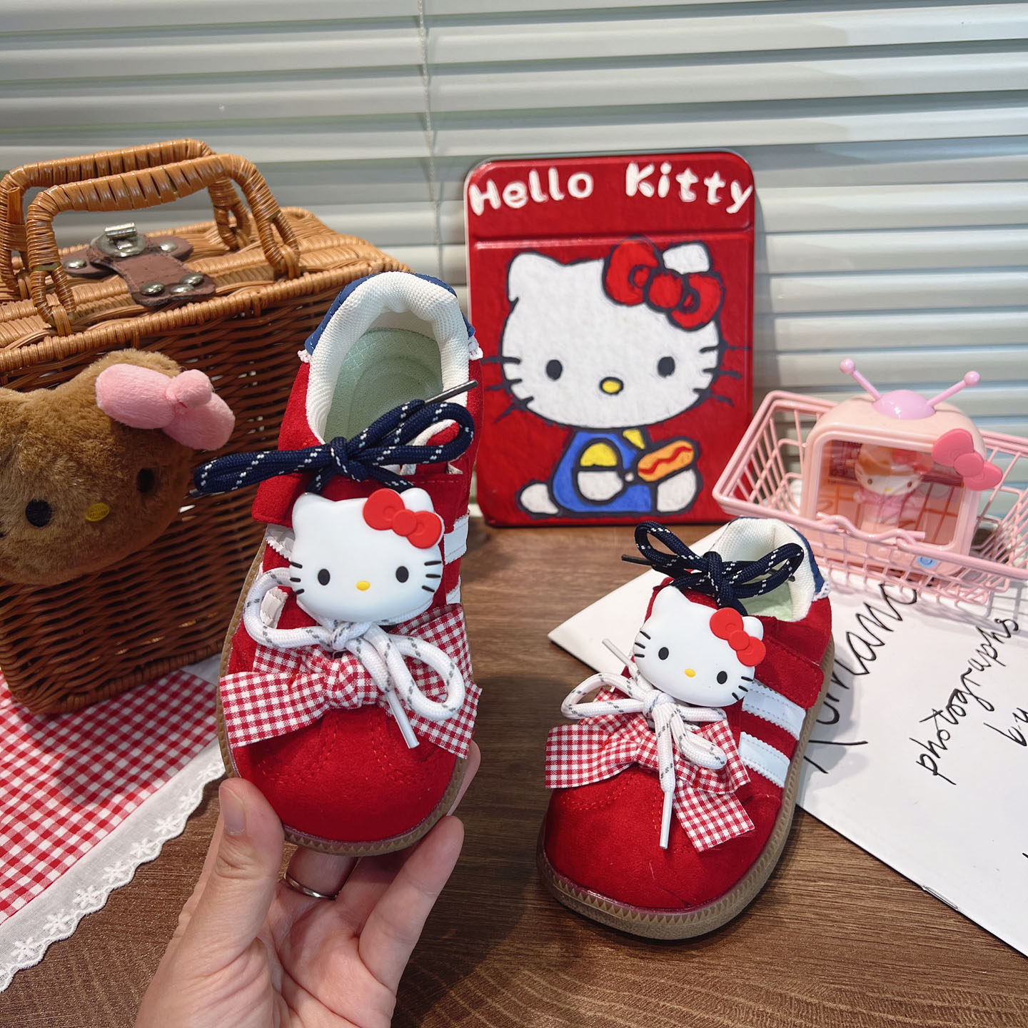 女童鞋子德训鞋2026新款儿童红色运动鞋春款小女童低帮板鞋女宝鞋