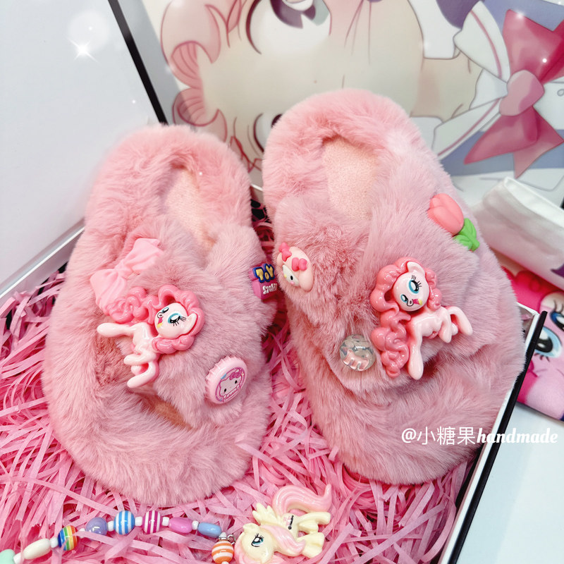 女童毛毛拖鞋2025新款防滑防臭秋冬季儿童毛绒棉拖鞋可爱洋气冬天