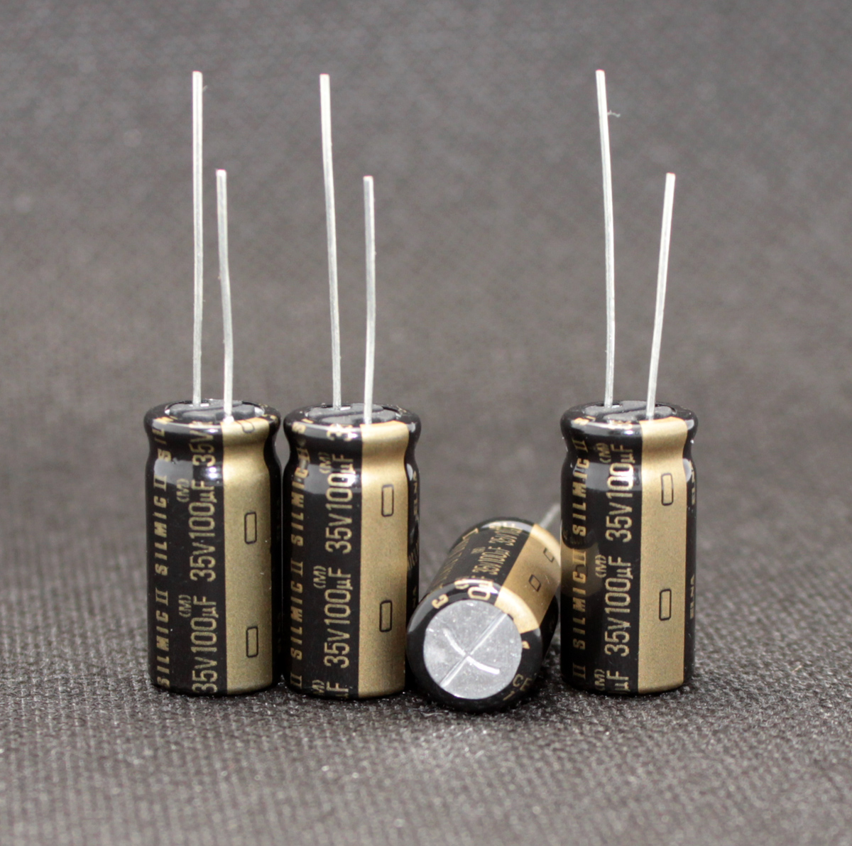 特价ELNA35V 100UF RFS SILMIC II棕神2 发烧音频电解电容