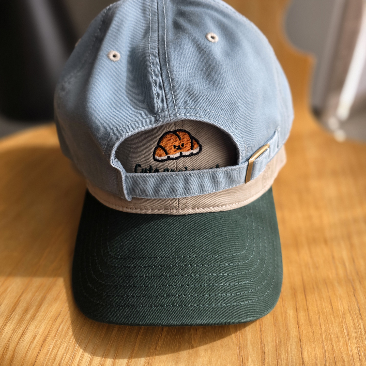 英伦复古~潮流撞色纯棉卡通牛角包刺绣百搭棒球帽休闲文艺鸭舌帽