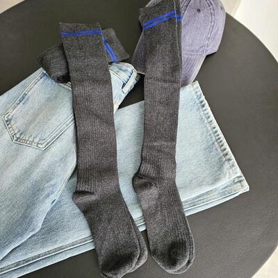 日单~学院风灰色中筒袜