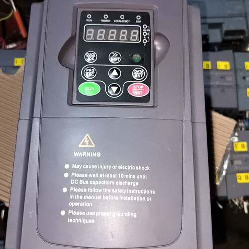 可维修广驱变频器VD800-05.5G/7R5P-4，三相38议价