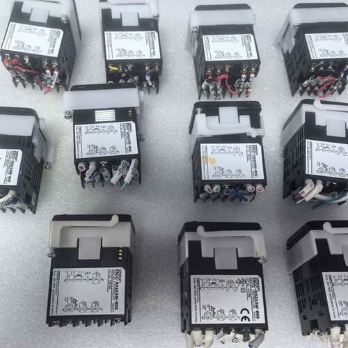 可维修欧姆龙温控器 E5CC-QX2ASM-800，E5CC-RX议价