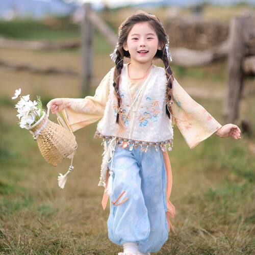 新款女童汉服超仙儿童2026古装中国春秋唐装古风中式异域套装