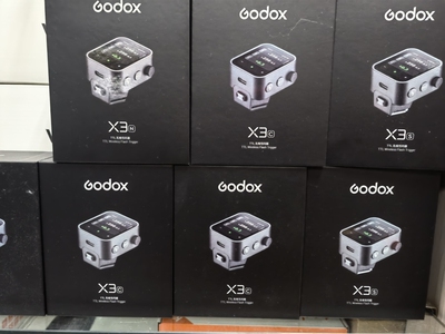 原装正品Godox神牛X3引闪器 触摸屏佳能尼康索尼富士引闪器