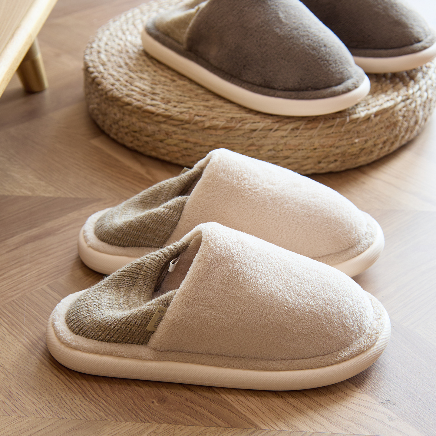 秋冬季两穿棉拖鞋女款包跟保暖月子鞋产后11月情侣家居室内静音男