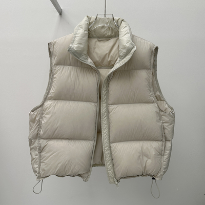 95白鸭绒立领加厚羽绒马甲外套女