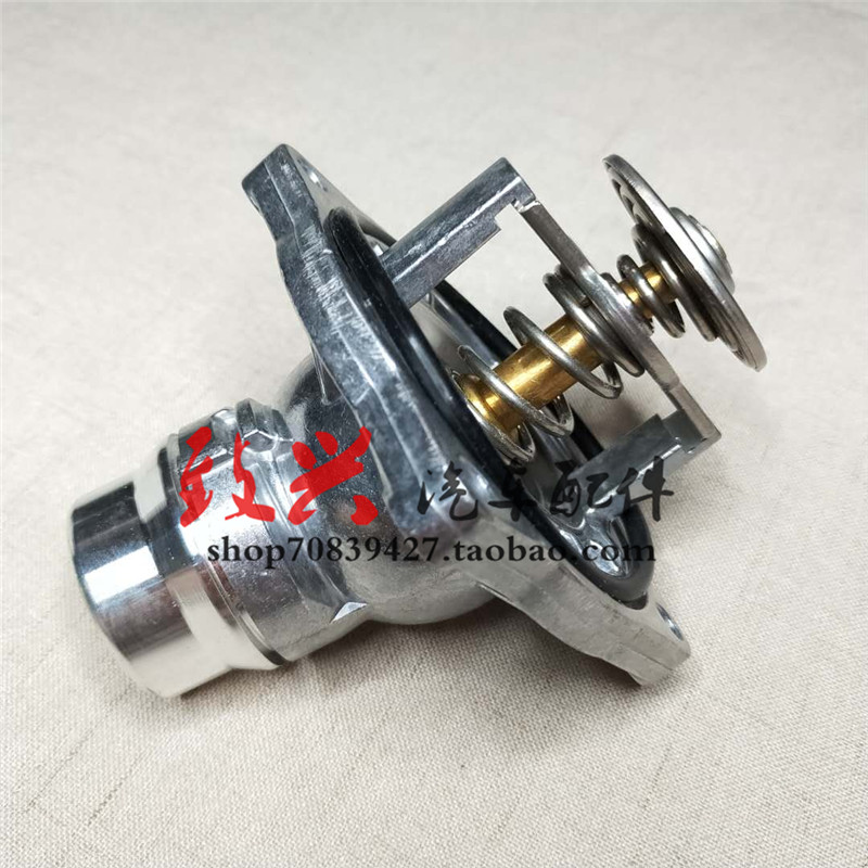宝马X5E53 E38 E39 520 523 525 535 728 730 735 740i水泵节温器