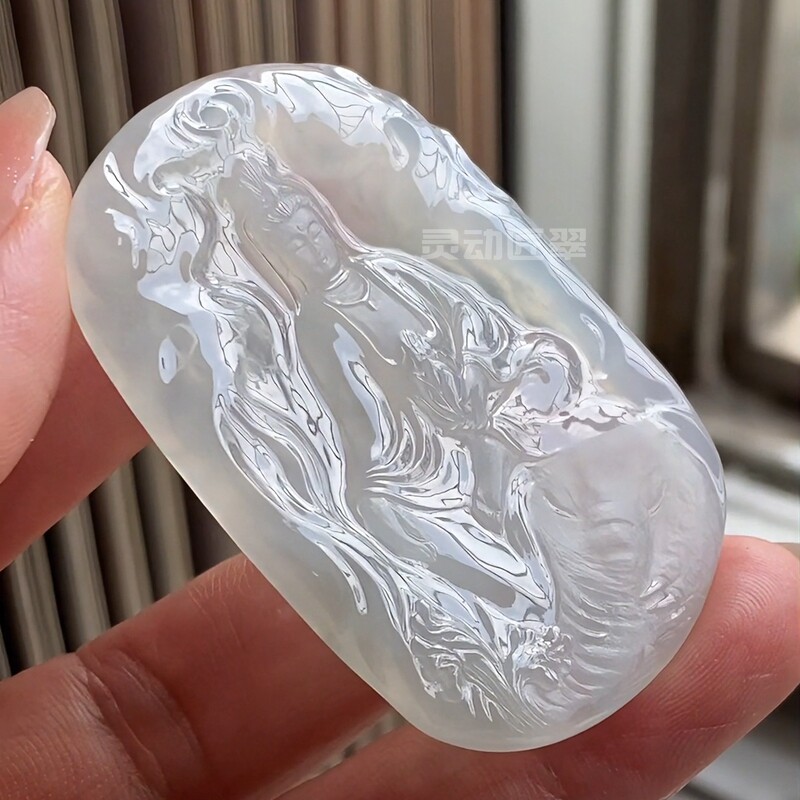 【水光·凝时里】冰种净润云舒虚境浅雕普贤菩萨守护神翡翠牌挂件