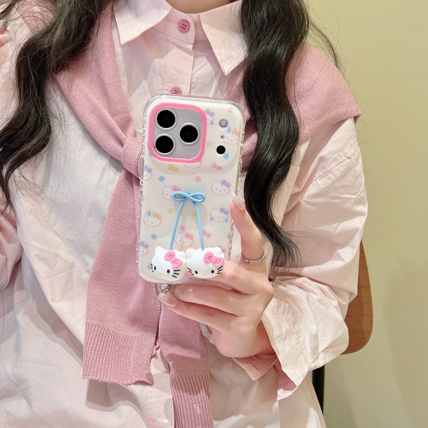 2025可爱KT猫吊坠适用苹果16promax手机壳iPhone15硅胶14保护套13