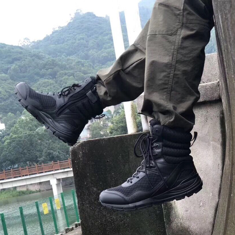 君洛克高帮博士战术靴