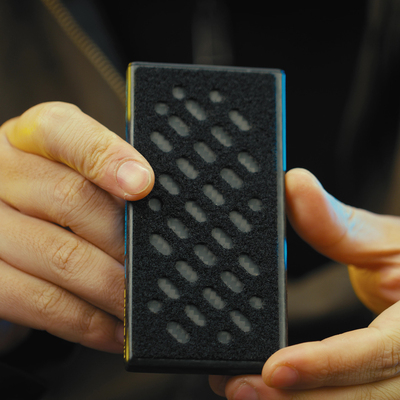 Gain盖隐技术 耐水背胶魔术贴 高精密激光雕刻充电宝专用毛面