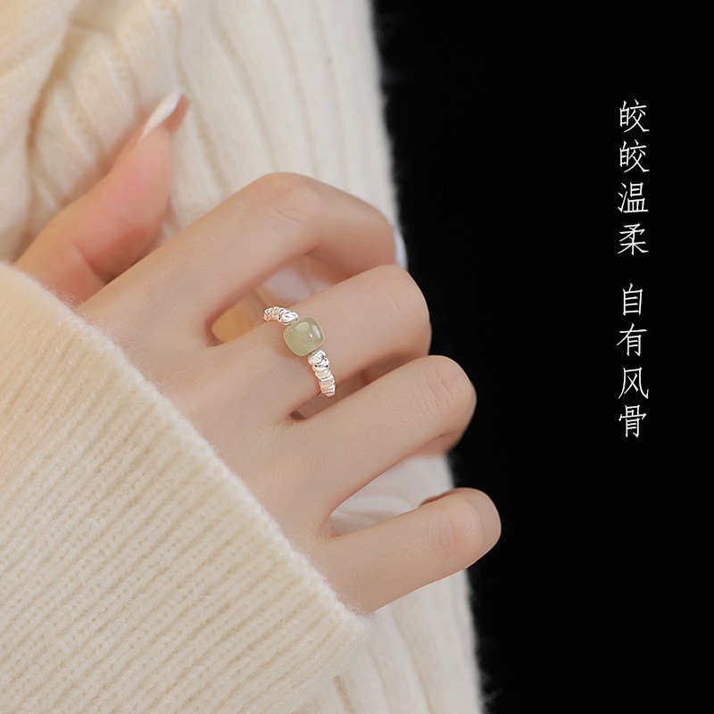仿和田玉碎银子戒指女小众设计轻奢高级感指环2026新款珍珠食指戒