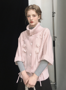 俗集原创 25AW斗篷正反两穿钩花重工澳羚羊毛毛衣秋冬高领上衣