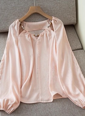 小众设计性感三角镂空 低圆领暗纹提花灯笼长袖衬衫上衣 女C03423