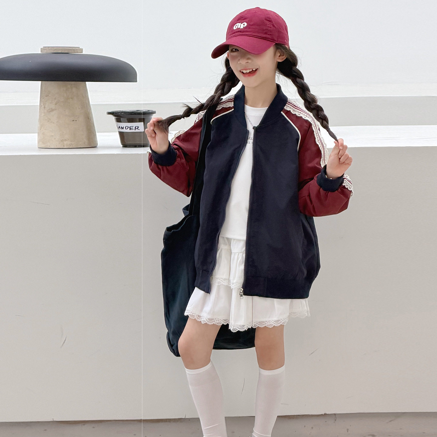 女童外套春秋款2026新款洋气儿童春装夹克衫女孩大童超好看棒球服