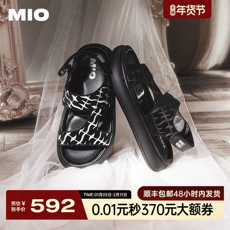 MIO米奥勃肯凉鞋女2025夏季新款M字平底厚底沙滩度假外穿一脚