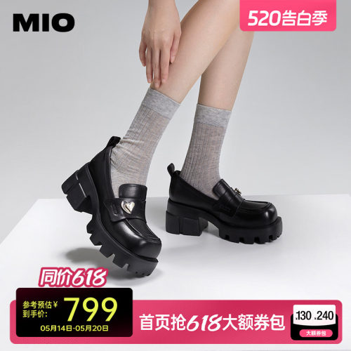爱心闪钻 晶莹水钻元素 自然传递时髦意象
