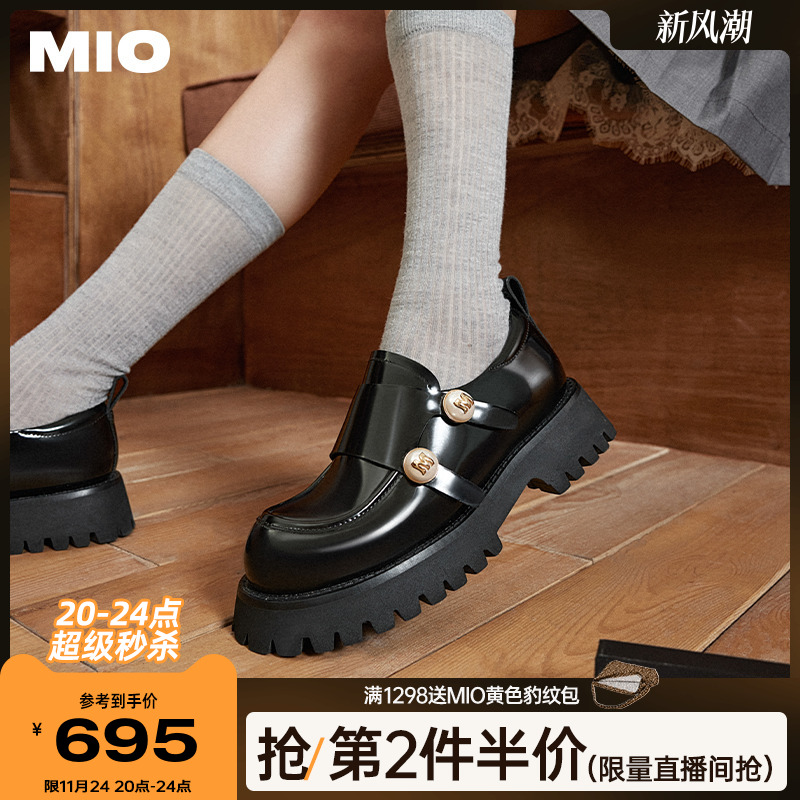 立体显瘦圆头  微收自然弧度楦型