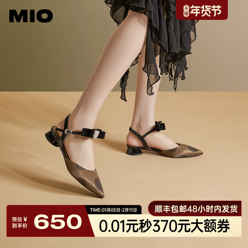 MIO米奥夏季尖头低圆跟凉鞋闪钻爱心蝴蝶结通勤时装凉鞋女