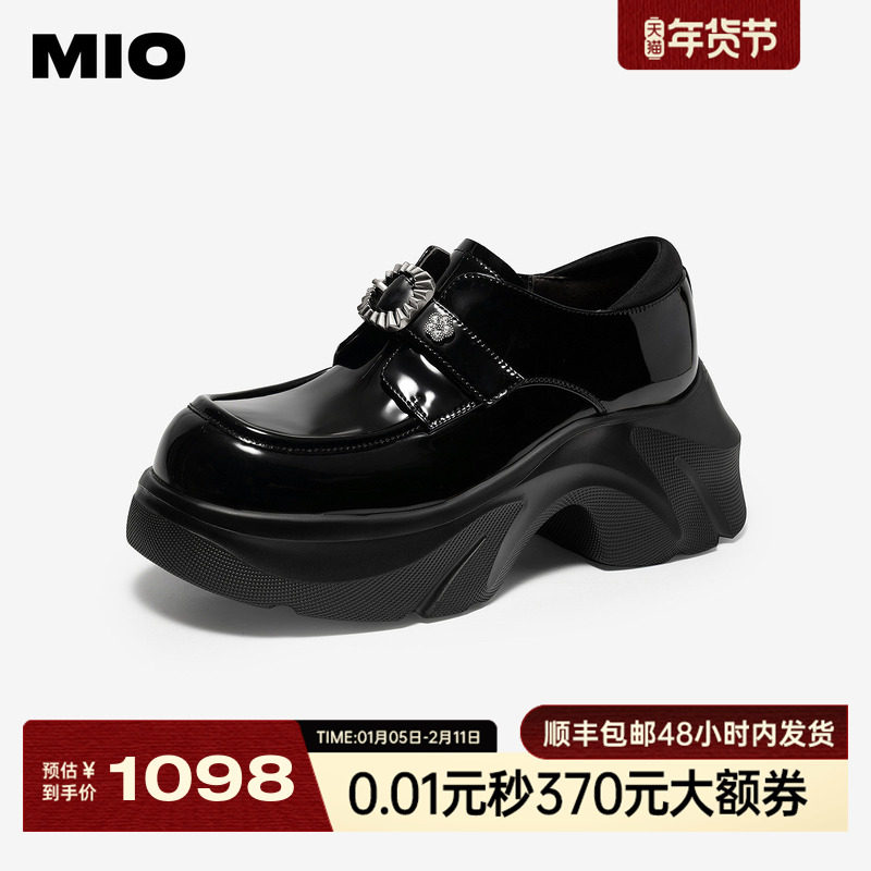 MIO米奥2026春季新款圆头高跟松糕底豹纹金属饰扣学院风乐福鞋