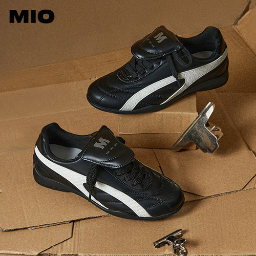 自然杏仁圆头  微收弧度楦型设计