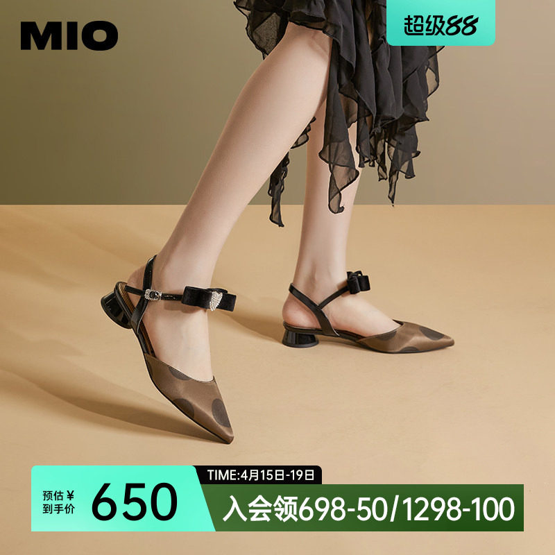 MIO米奥夏季尖头低圆跟凉鞋闪钻爱心蝴蝶结通勤时装凉鞋女
