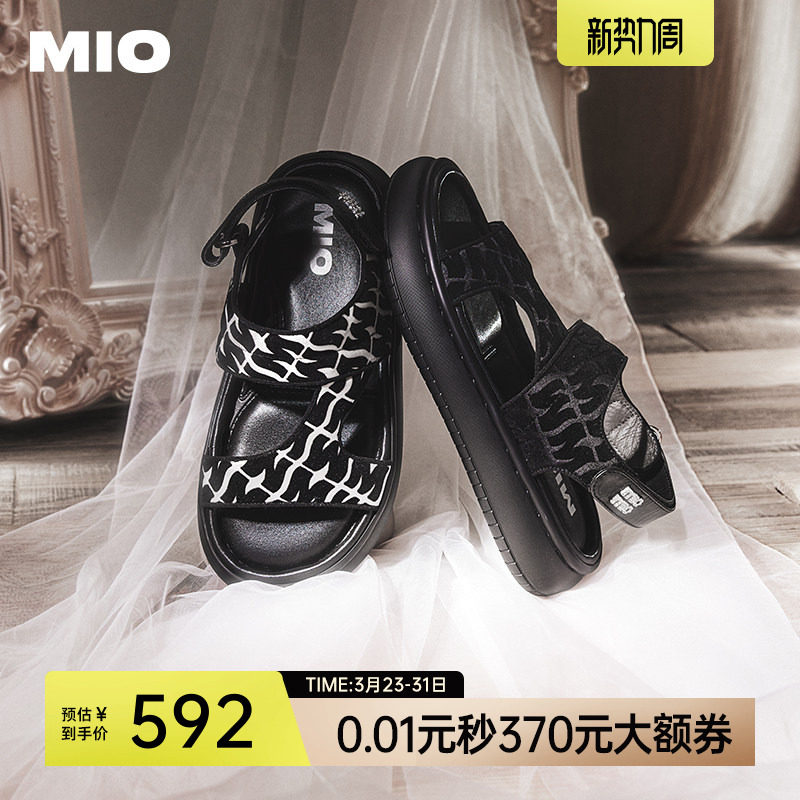 MIO米奥勃肯凉鞋女夏款M字平底厚底沙滩鞋度假风外穿一脚蹬拖鞋