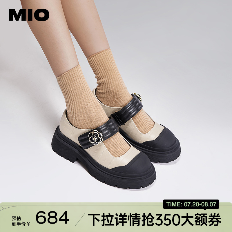 立体包容圆头  层次拼接楦型空间