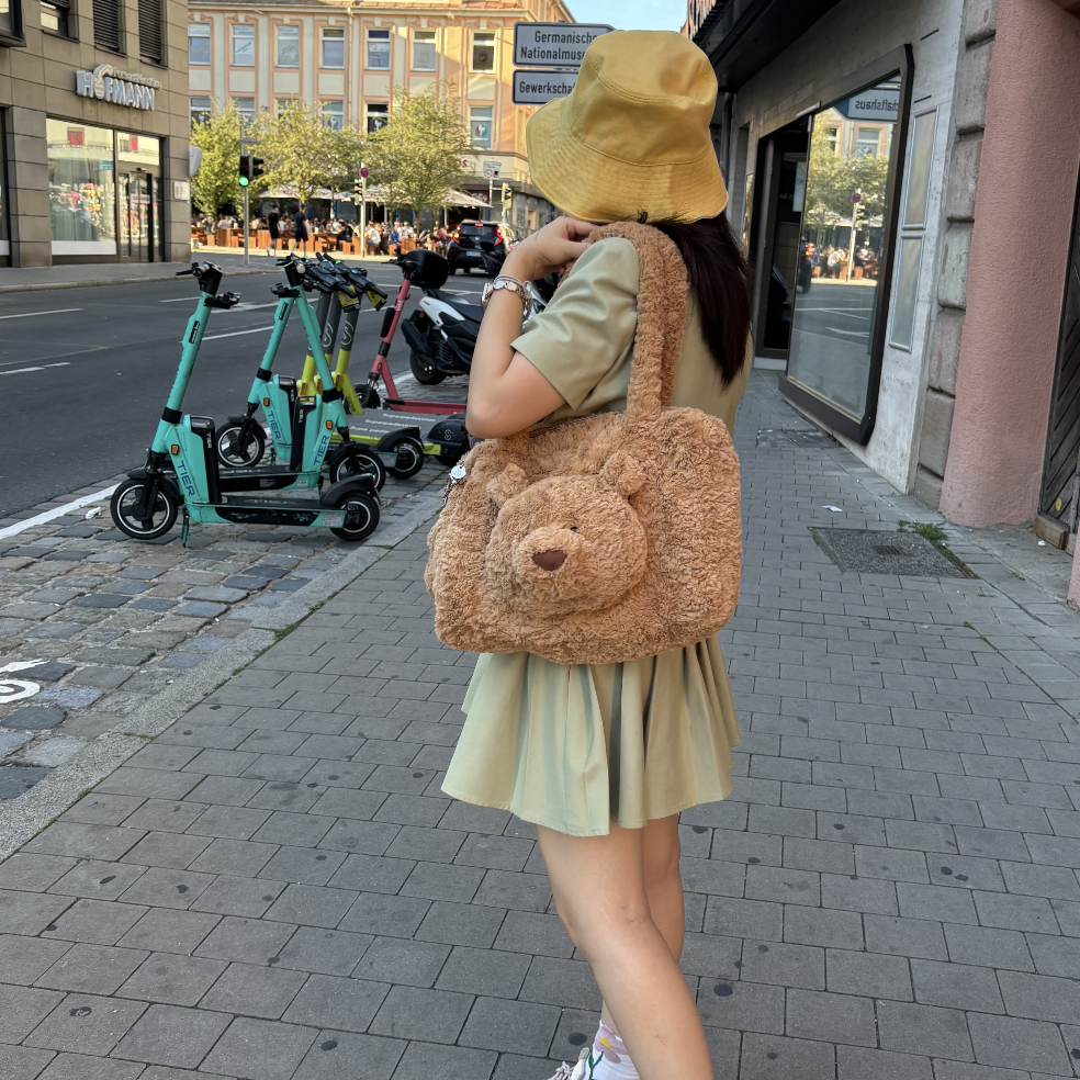 英国巴塞罗熊托特包手提包小熊包毛绒玩具玩偶生日礼物女朋友情人