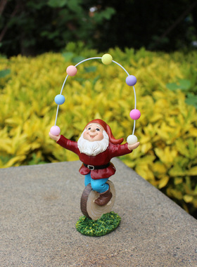 亚马逊跨境新品杂技抛球矮人摆件