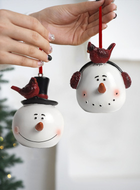 圣诞节雪人装饰创意新款红鸟雪人吊件节日装饰小摆件树脂工艺品