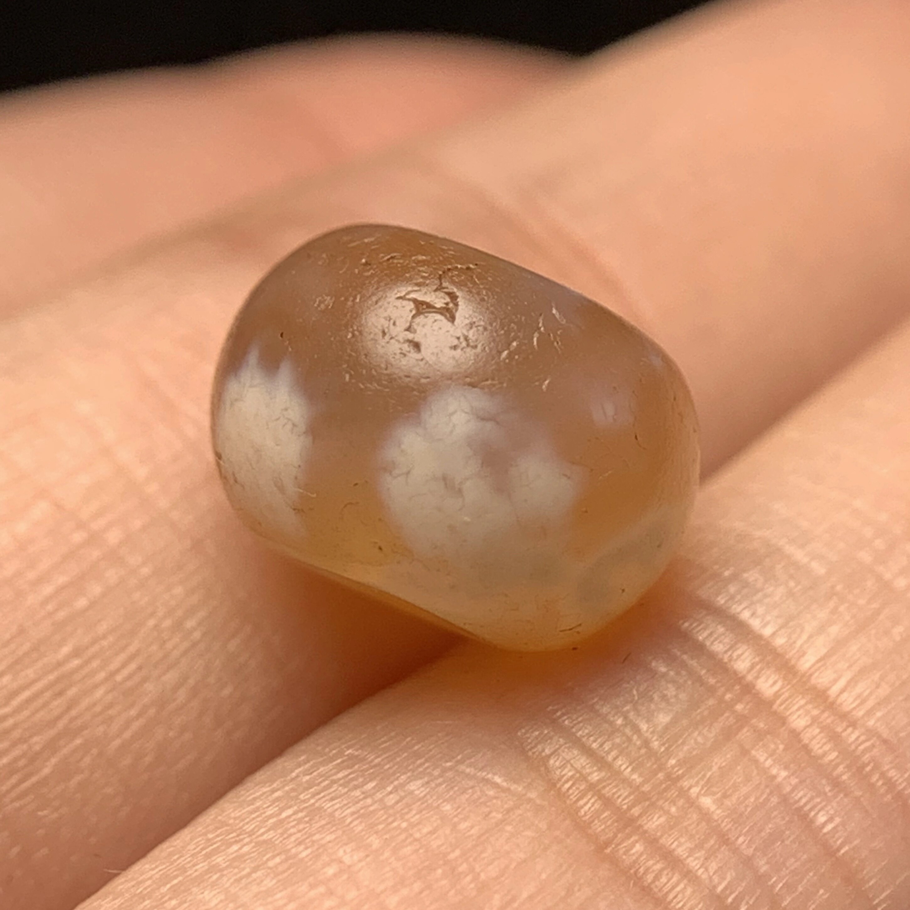 藏传百年润透奶皮满沁糖色老玛瑙单珠10.6mm 念珠手串散珠老珠743