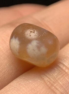 藏传百年润透奶皮满沁糖色老玛瑙单珠10.6mm 念珠手串散珠老珠743