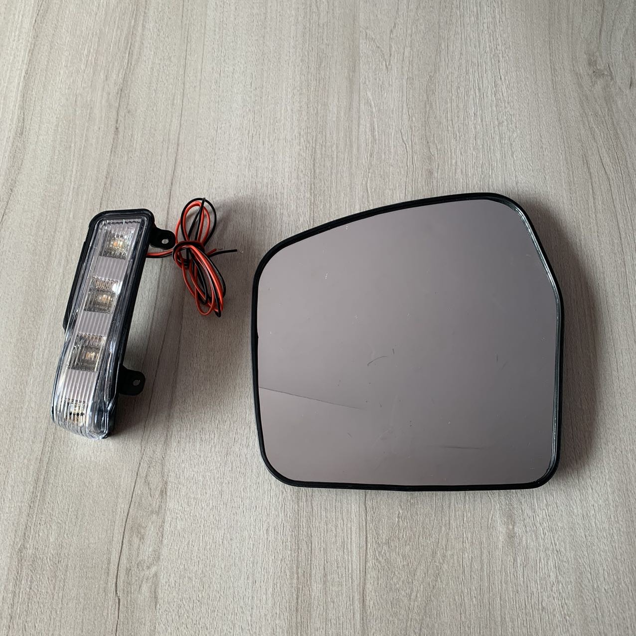 适用五菱征程后视镜总成倒车镜反光镜左右车外后视镜片转向灯配件