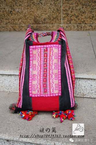 谜篱原创彝族手工刺绣完整一件绣花片坎肩双肩背包