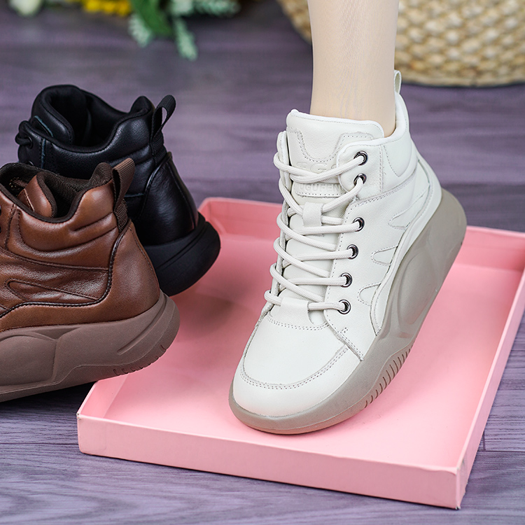 真皮老爹鞋女秋冬新款加绒保暖厚底棉靴软底软面舒适平底运动短靴