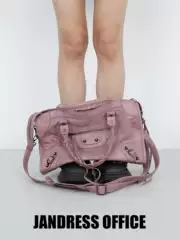 Jianzhuo / Limited Edition Dirty Pink · Paris Rivet Hot Girl Biker Bag Wasteland Retro Large Capacity Handbag Crossbody Bag